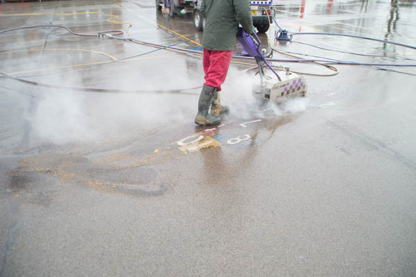 blast cleaning, surface cleaning,  Ultra High Pressure Water, Ultra High Pressure Water Jetting