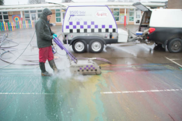  Ultra High Pressure Water, UHP, school playground, playground marking removal